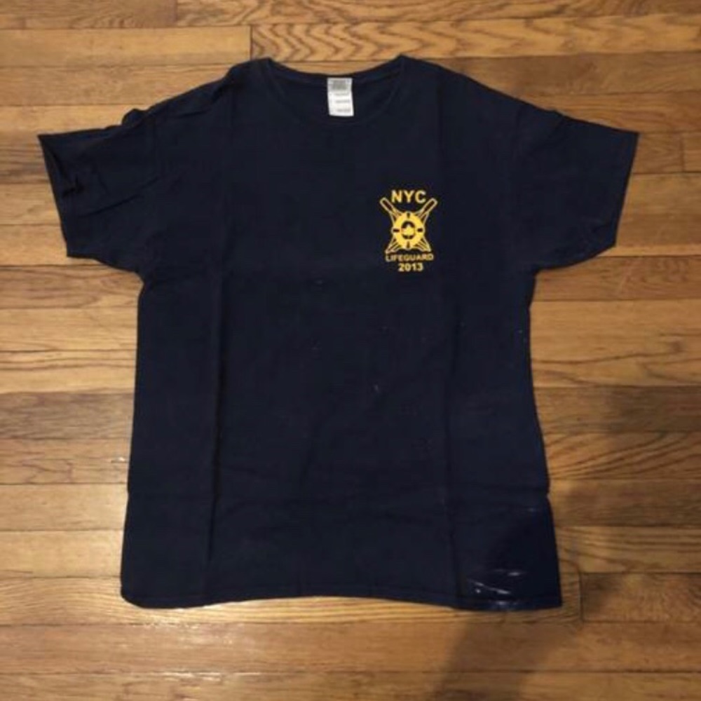 This is a hurricane sandy shirt from the first responders in New York City